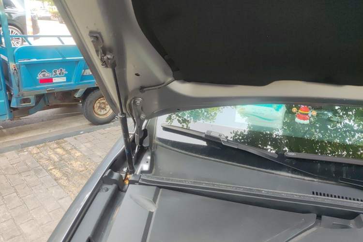 Used BYD Qin PLUS 2021 EV 600KM Flagship Model Engine Bay Right