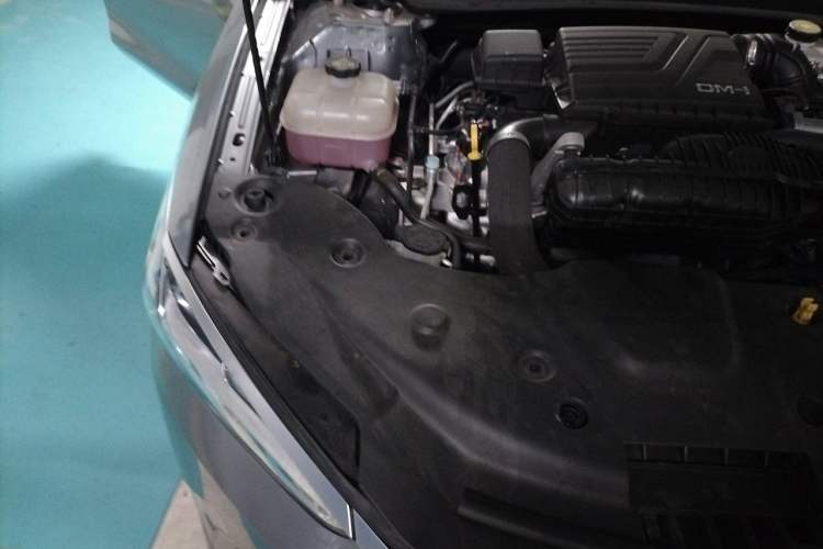 Used BYD Qin PLUS 2021 DM-i 55KM Prestige Model Engine Bay Right