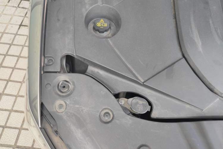 Used BYD Qin PLUS 2021 EV 500KM Luxury Model Engine Bay Right