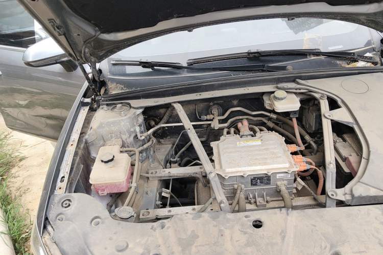 Used BYD Qin PLUS 2021 EV 500KM Luxury Model Engine Bay Right