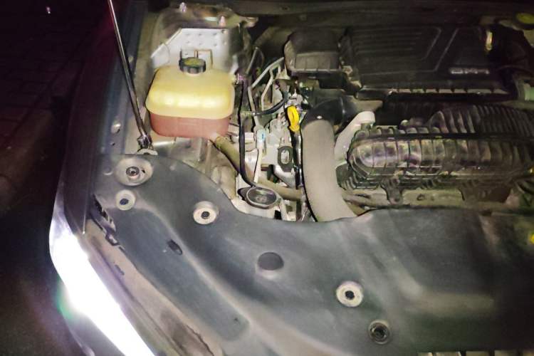 Used BYD Qin PLUS 2021 DM-i 120KM Prestige Model Engine Bay Right