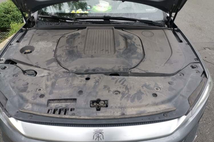 Used BYD Qin PLUS 2021 EV 500KM Luxury Model Engine Bay