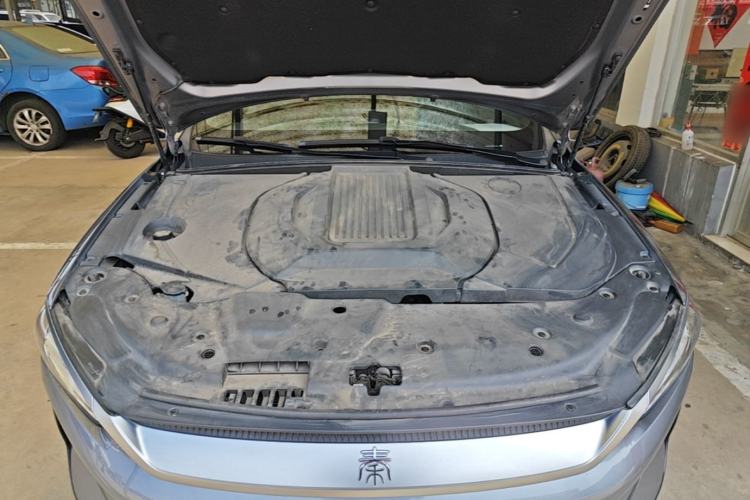 Used BYD Qin PLUS 2021 EV 500KM Luxury Model Engine Bay