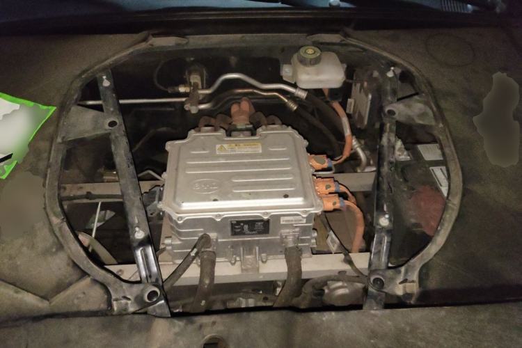 Used BYD Qin PLUS 2021 EV 500KM Luxury Model Engine Bay