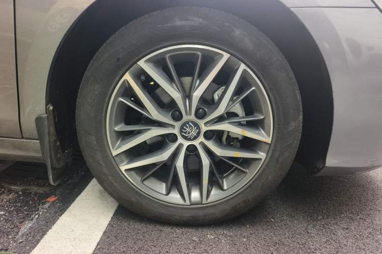 Used BYD Qin PLUS 2021 DM-i 55KM Flagship Model Exterior 1