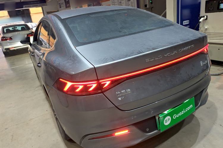 Used BYD Qin PLUS 2021 EV 420KM Commuter Edition Exterior 2
