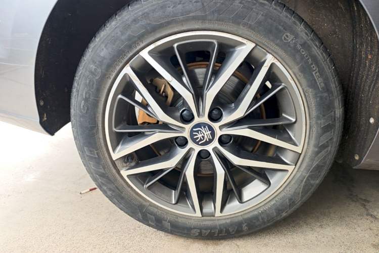 Used BYD Qin PLUS 2021 DM-i 55KM Flagship Model Exterior 5
