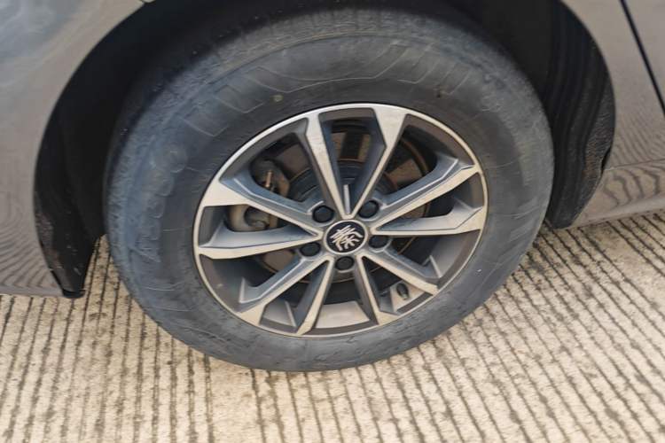Used BYD Qin PLUS 2021 DM-i 55KM Prestige Model Exterior 5