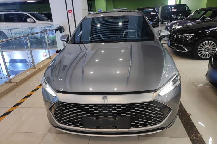 Used BYD Qin PLUS 2021 DM-i 55KM Flagship Model Front
