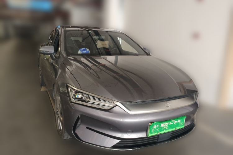 Used BYD Qin PLUS 2021 EV 500KM Luxury Model Front Right 45 Deg