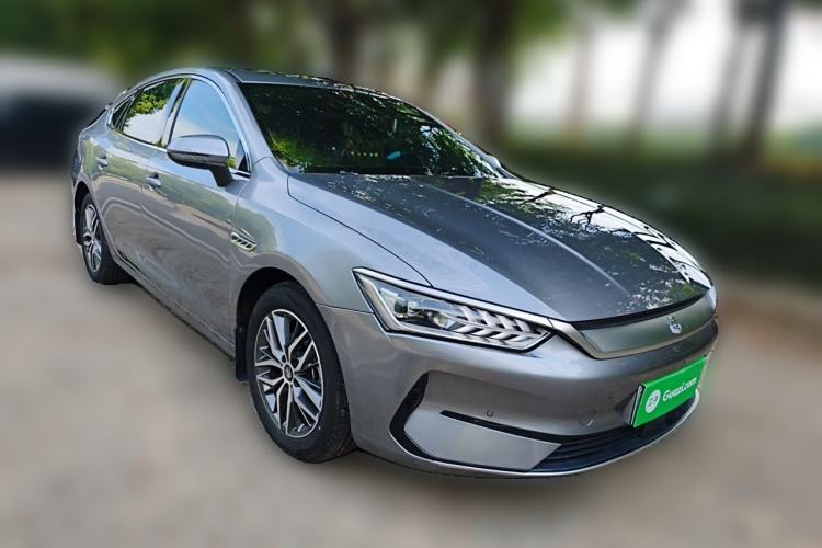Used BYD Qin PLUS 2021 EV 500KM Premium Model Front Right 45 Deg