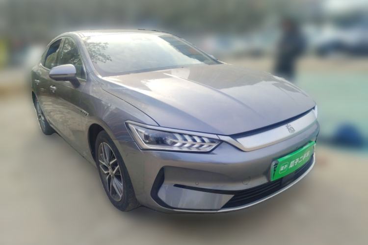 Used BYD Qin PLUS 2021 EV 500KM Premium Model Front Right 45 Deg