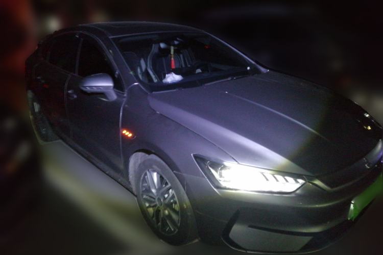 Used BYD Qin PLUS 2021 EV 500KM Premium Model Front Right 45 Deg