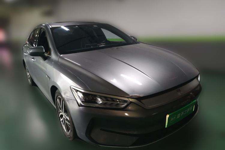 Used BYD Qin PLUS 2021 EV 500KM Luxury Model Front Right 45 Deg