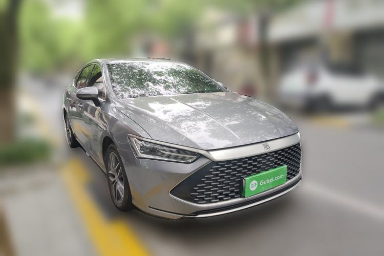 Used BYD Qin PLUS 2021 DM-i 55KM Flagship Model Front Right 45 Deg