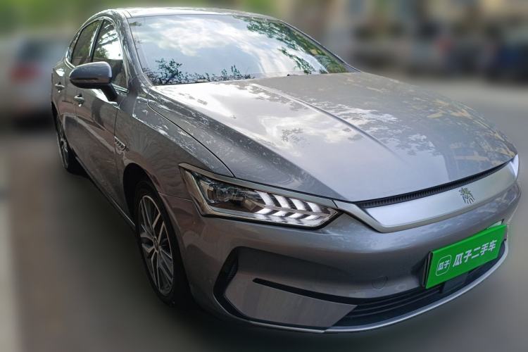 Used BYD Qin PLUS 2021 EV 500KM Premium Model Front Right 45 Deg