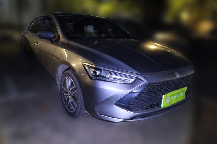 Used BYD Qin PLUS 2021 DM-i 120KM Flagship Model Front Right 45 Deg