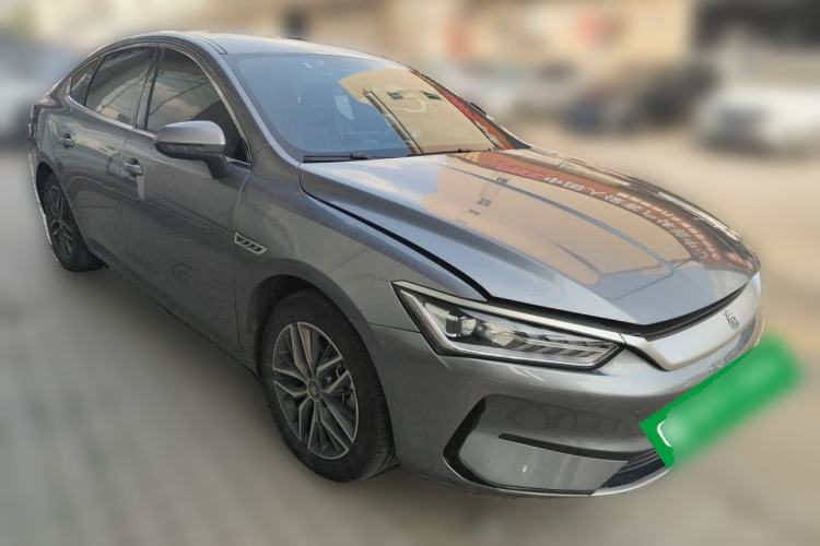 Used BYD Qin PLUS 2021 EV 500KM Luxury Model Front Right 45 Deg