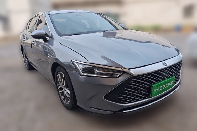 Used BYD Qin PLUS 2021 DM-i 55KM Flagship Model Front Right 45 Deg