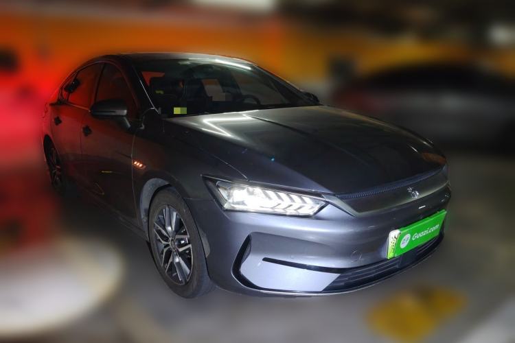 Used BYD Qin PLUS 2021 EV 500KM Premium Model Front Right 45 Deg
