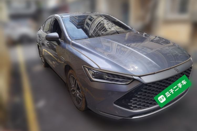 Used BYD Qin PLUS 2021 DM-i 120KM Prestige Model Front Right 45 Deg