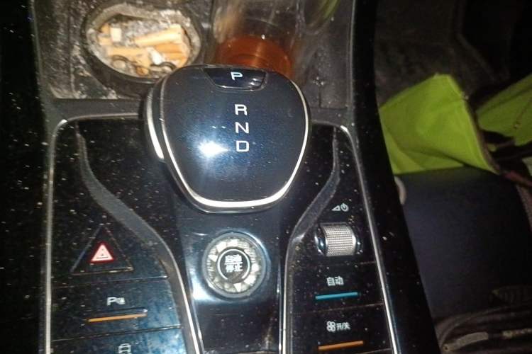 Used BYD Qin PLUS 2021 DM-i 55KM Flagship Model Gear Lever