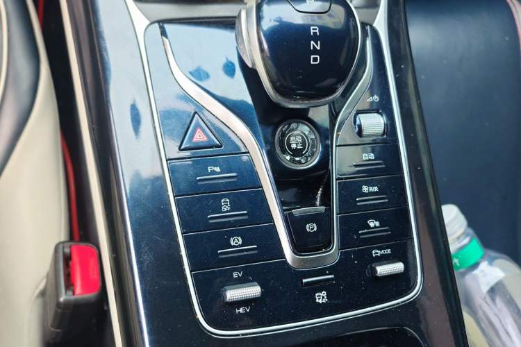 Used BYD Qin PLUS 2021 DM-i 55KM Flagship Model Gear Lever