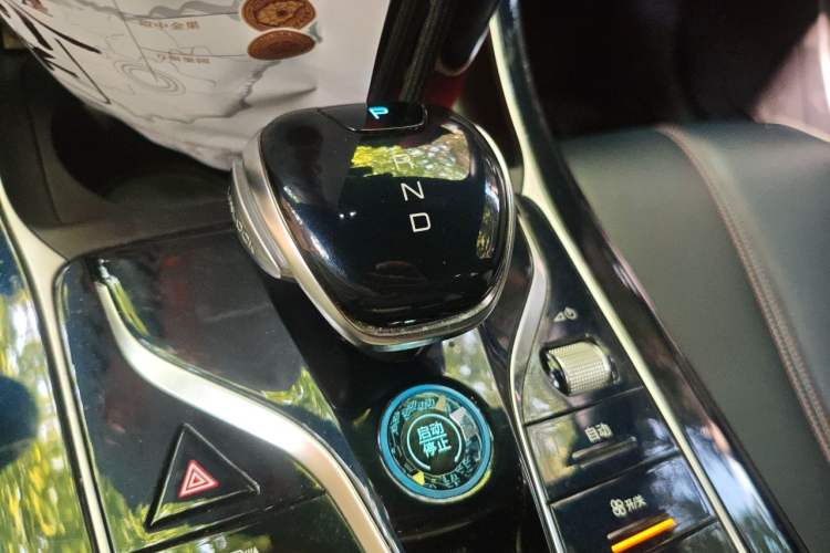 Used BYD Qin PLUS 2021 DM-i 55KM Flagship Model Gear Lever
