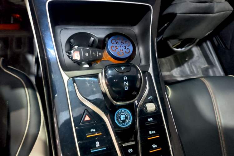 Used BYD Qin PLUS 2021 EV 420KM Commuter Edition Gear Lever
