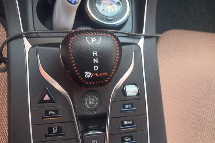Used BYD Qin PLUS 2021 DM-i 55KM Flagship Model Gear Lever
