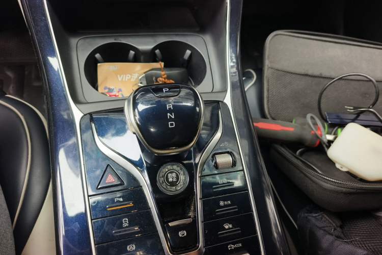 Used BYD Qin PLUS 2021 DM-i 55KM Flagship Model Gear Lever