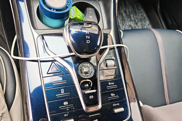 Used BYD Qin PLUS 2021 DM-i 55KM Flagship Model Gear Lever