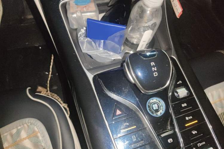 Used BYD Qin PLUS 2021 DM-i 55KM Flagship Model Gear Lever