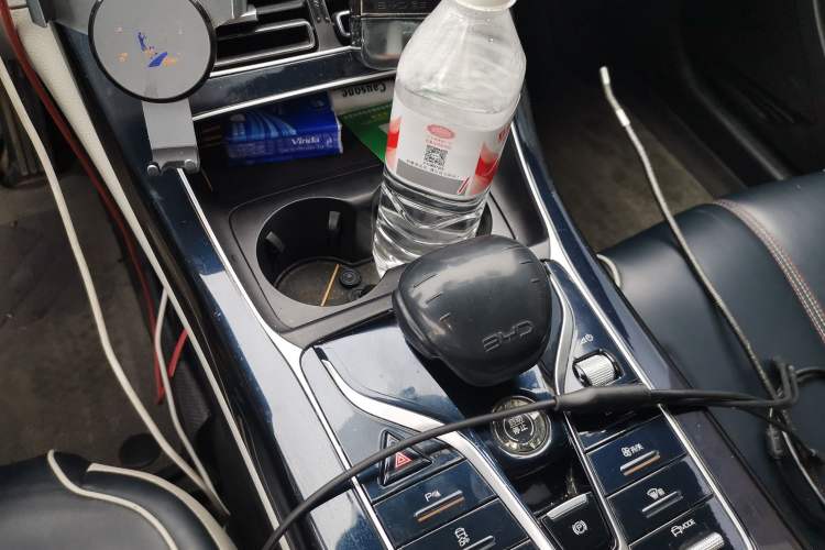 Used BYD Qin PLUS 2021 EV 500KM Luxury Model Gear Lever