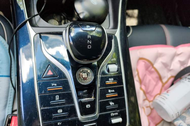 Used BYD Qin PLUS 2021 DM-i 55KM Flagship Model Gear Lever