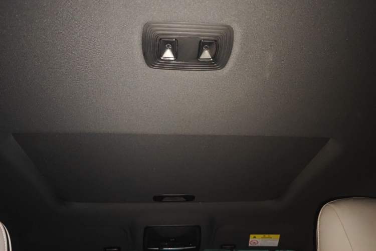 Used BYD Qin PLUS 2021 DM-i 55KM Flagship Model Headliner
