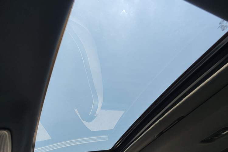 Used BYD Qin PLUS 2021 EV 400KM Luxury Model Headliner