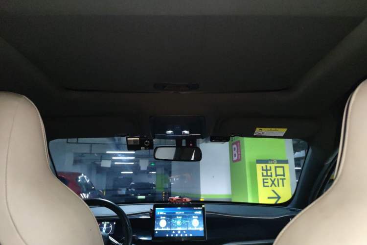Used BYD Qin PLUS 2021 EV 500KM Luxury Model Headliner