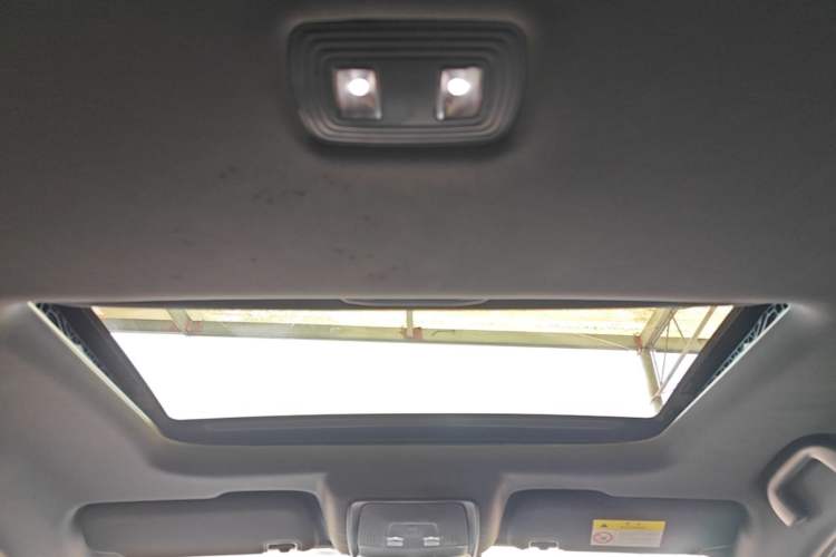 Used BYD Qin PLUS 2021 EV 500KM Luxury Model Headliner