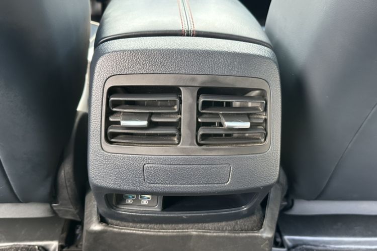 Used BYD Qin PLUS 2021 EV 500KM Luxury Model Interior 3