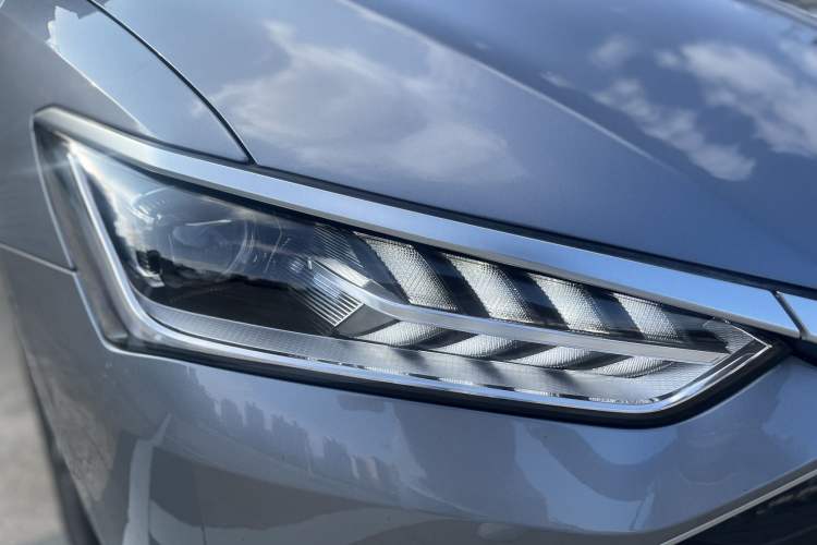 Used BYD Qin PLUS 2021 DM-i 55KM Prestige Model Left Front Headlight