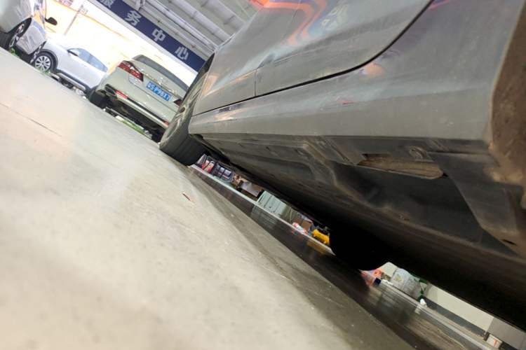 Used BYD Qin PLUS 2021 EV 420KM Commuter Edition Left Side Sill