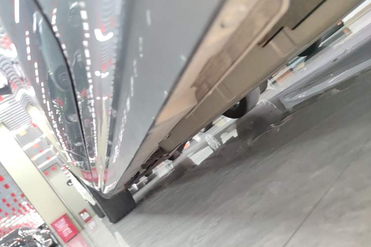 Used BYD Qin PLUS 2021 DM-i 120KM Prestige Model Left Side Sill