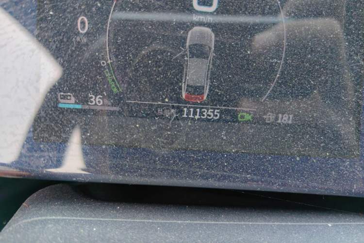 Used BYD Qin PLUS 2021 EV 500KM Luxury Model Odometer Close Up