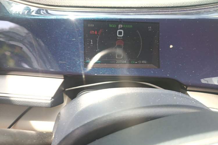 Used BYD Qin PLUS 2021 EV 500KM Luxury Model Odometer Close Up