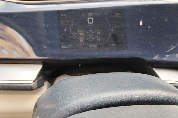 Used BYD Qin PLUS 2021 EV 500KM Luxury Model Odometer Close Up