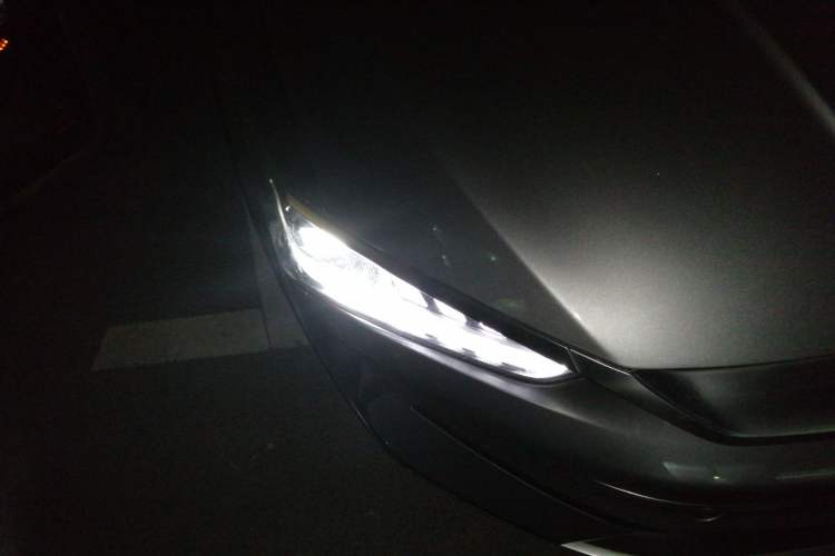Used BYD Qin PLUS 2021 EV 500KM Premium Model Right Front Headlight