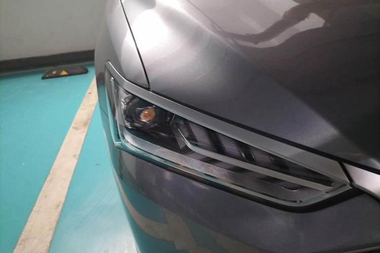 Used BYD Qin PLUS 2021 DM-i 55KM Prestige Model Right Front Headlight