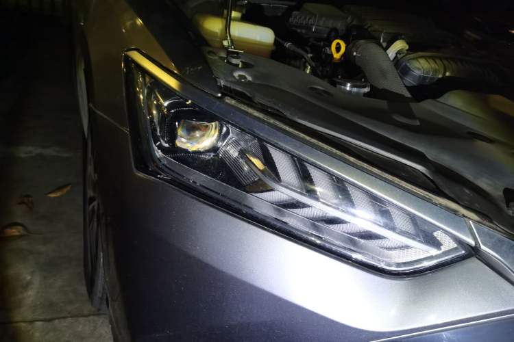 Used BYD Qin PLUS 2021 DM-i 120KM Flagship Model Right Front Headlight