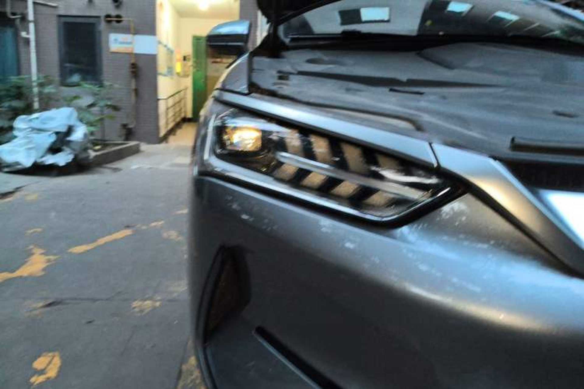 Used BYD Qin PLUS 2021 EV 500KM Luxury Model Right Front Headlight